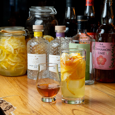 カラフルでかわいいドリンクの数々♪単品飲み放題も◎