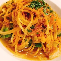 サルディーニャ産からすみとキャベツのペペロンチーノ