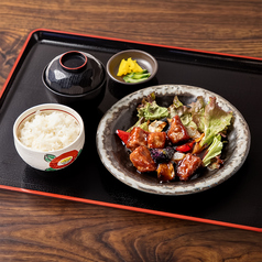 鮮魚炉端 花ちゃ花ちゃのおすすめランチ2