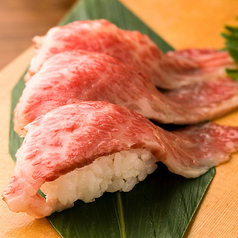 牛カルビ炙り肉寿司