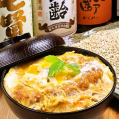 岩中豚かつ丼1320(税込)