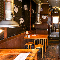 炭火焼肉 肉人 三軒茶屋店の雰囲気2