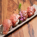 料理メニュー写真&nbsp;炙り肉寿司 4貫