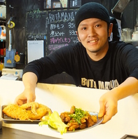 当店の名物店長『作野店長』に是非会いに来てください♪