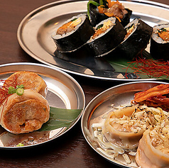 【種類豊富なメニュー】キンパ・マンドゥ・チュモッパなども♪の写真