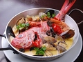 料理メニュー写真 鮮魚のアクアパッツァ