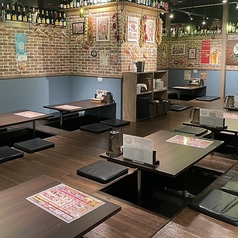 生ソーセージバル LECKER ベルヴュオフィス店の雰囲気1