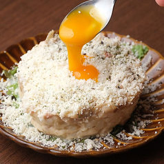 【5大名物】雪解けチーズの牛すじポテサラ