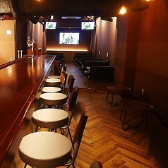 【朝まで営業】カラオケ付き飲み放題2000円 131 music bar新宿西口の雰囲気3