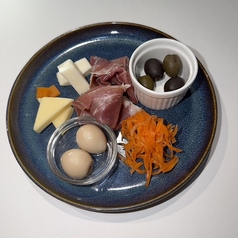 前菜盛り合わせ