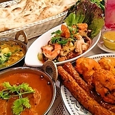 店内は全席禁煙となっており、お子様やタバコの煙が苦手な方も快適に過ごせます。ご喫煙の方は店舗入口（外）の灰皿をご利用いただける分煙環境です。