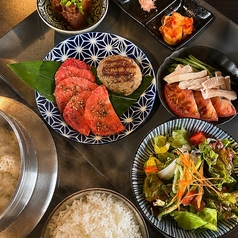 焼肉とハンバーグ　ごはん泥棒のコース写真