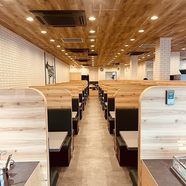 すたみな太郎PREMIUM BUFFET 上野アメ横店の雰囲気1