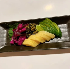 漬物盛り合わせ