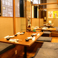 【人数にあわせた個室席】落ち着いた雰囲気で藁焼きの料理を楽しめる席♪2名様～最大27名様までOK！少人数でも大人数でもOK♪