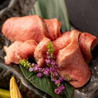 牛タン・和牛・肉寿司・郷土料理など幅広く楽しめる!