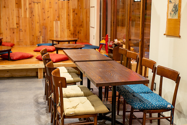 焼き鳥と釜飯 あかしやの雰囲気1