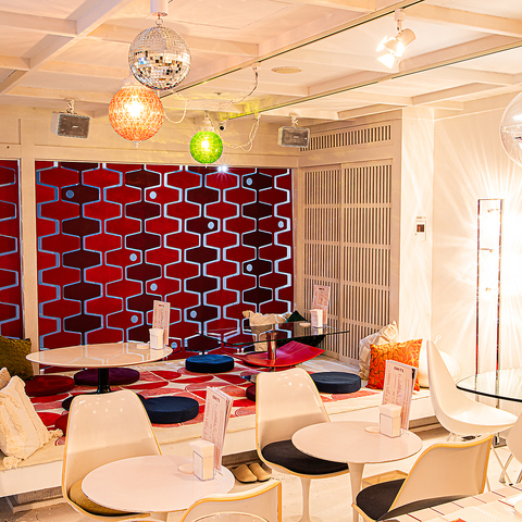 DINING BAR CON T E _CjOo[Re