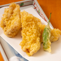 多彩な居酒屋メニューとこだわりのお酒を堪能