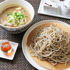 オリジナル乾麺と特性付け汁