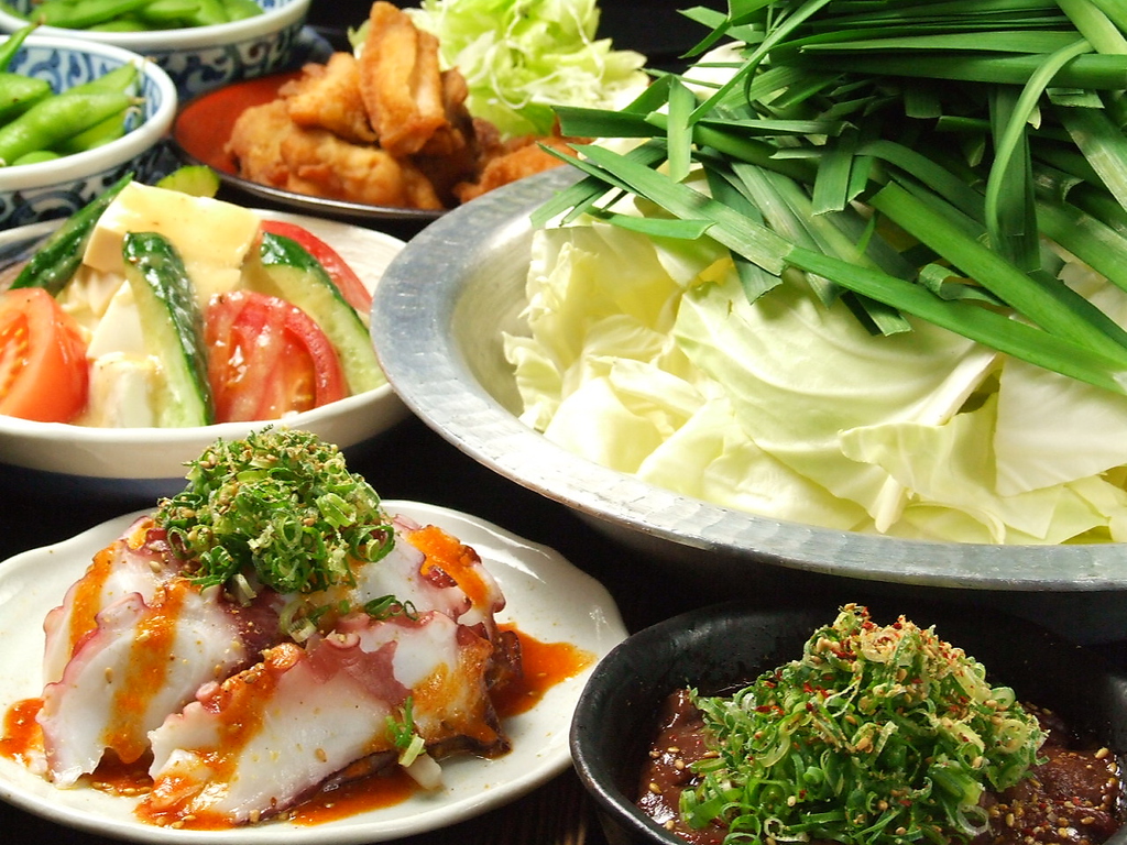 新世界もつ鍋屋自慢の【選べる鍋コース】が飲放付2810円(税別)!!※写真はイメージ