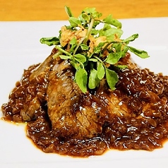 牛赤身肉のソテー リヨン風