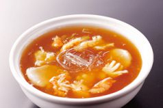 海鮮入りフカヒレのスープ