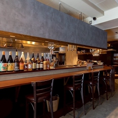 カウンター席もご用意。