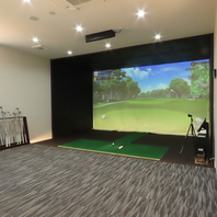 “食×遊び”を両立！シミュレーションゴルフで乾杯♪