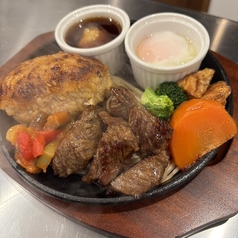 肉の旨みが止まらない、欲張りプレート。