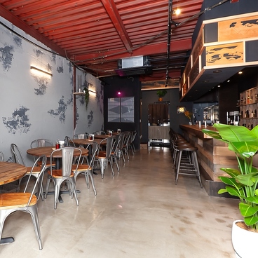 アラマチサカスの雰囲気1