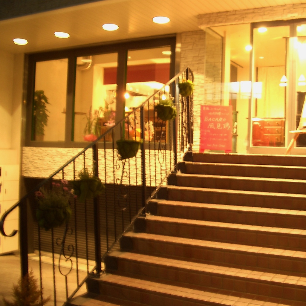 仙台駅から徒歩７分。オフィス街路地裏の好立地