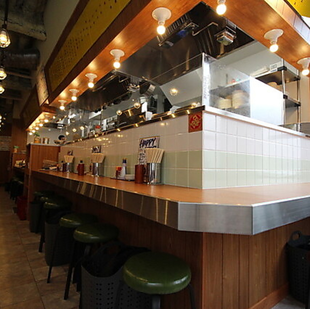 大人数のご利用も大歓迎！30～52名まで半個室として貸切可能！