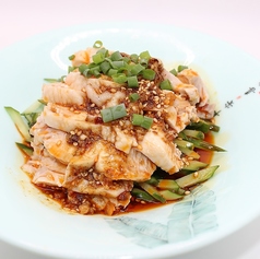 小籠包だけじゃない！本格中華の一品料理も充実◎