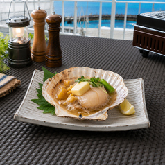 殻付きホタテのバター醤油焼き