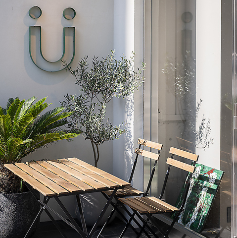 CAFE AND BAR SOUS JtFAho[\[X