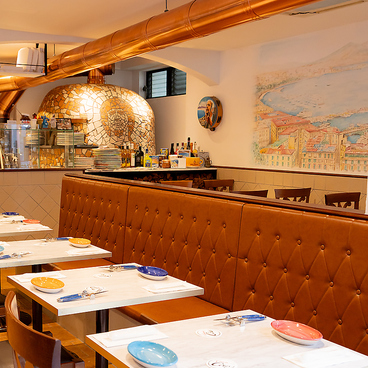 Casa di Ciro カーサディチーロ 烏丸の雰囲気1