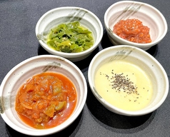 トッピング各種（青唐オイル・チーズソース・チャンキーサルサ・もろみみそ）