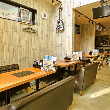 東北大衆酒場 ダニ若の雰囲気1