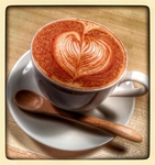 カフェドリンクもご用意。これからの時期、温かいドリンクを飲んで帰るのもあり♪