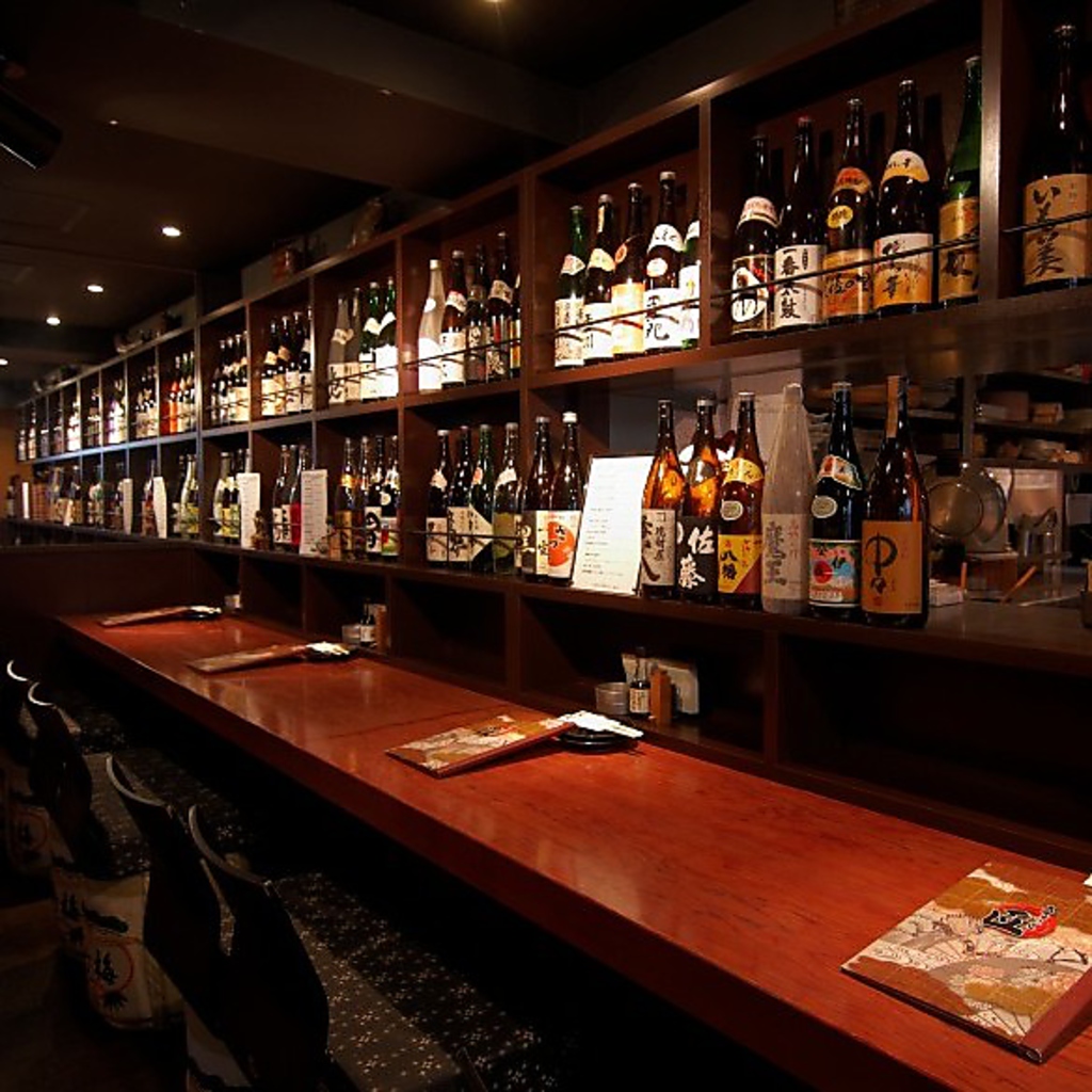 会社帰り、サク飲みなど気軽に立ち寄れるカウンター席♪気張ることなくカジュアルに楽しむ事が可能☆