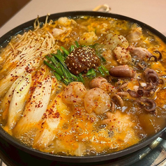 釜山（プサン）式本格海鮮鍋「ナッコプセ」