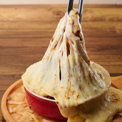 とろ~り~チーズ溶岩チャパグリ