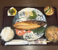お椀ちゃんこ食堂酒場龍虎朱のおすすめランチ2