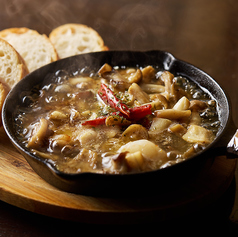 【具材が選べる】アヒージョ ~バゲット付~