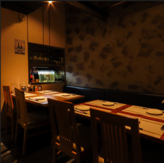 8名　6名様からご利用できます。