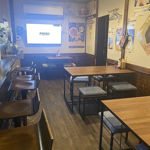 広々とした店内でごゆっくりおくつろぎください！