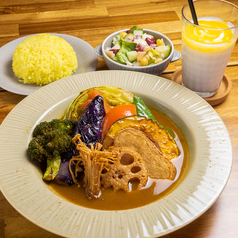 グリルキャベツと素揚げ野菜のスープカレー (中辛/甘口)