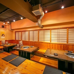 黒毛和牛焼肉　牛魔　谷町四丁目店の雰囲気1