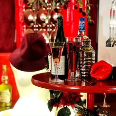 地下の隠れ家 アメリカンラウンジ V BAR ブイバーのコース写真